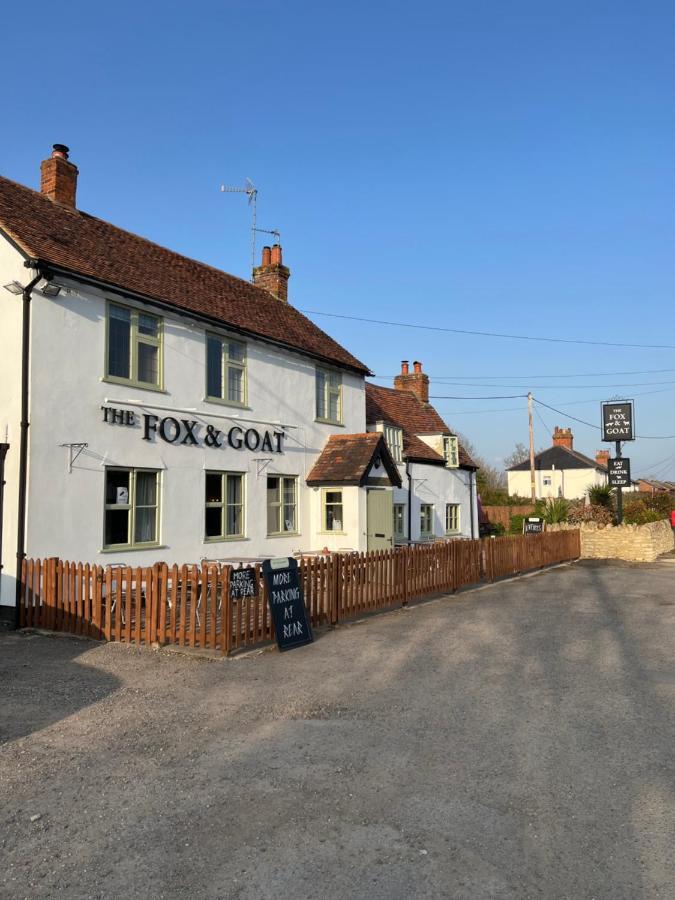 Fox And Goat Hotel Waterstock Exterior photo